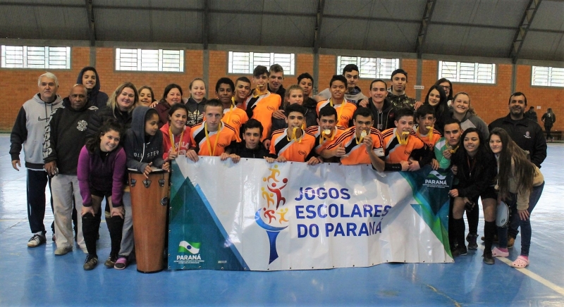 Balsa Nova fecha com chave de ouro o futsal A da 65ª edição dos Jogos Escolares do Paraná