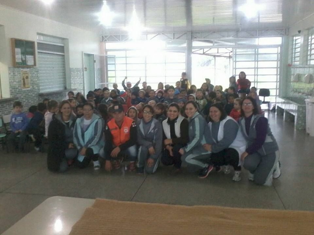 Alunos de Balsa Nova assistem palestra de Primeiros Socorros