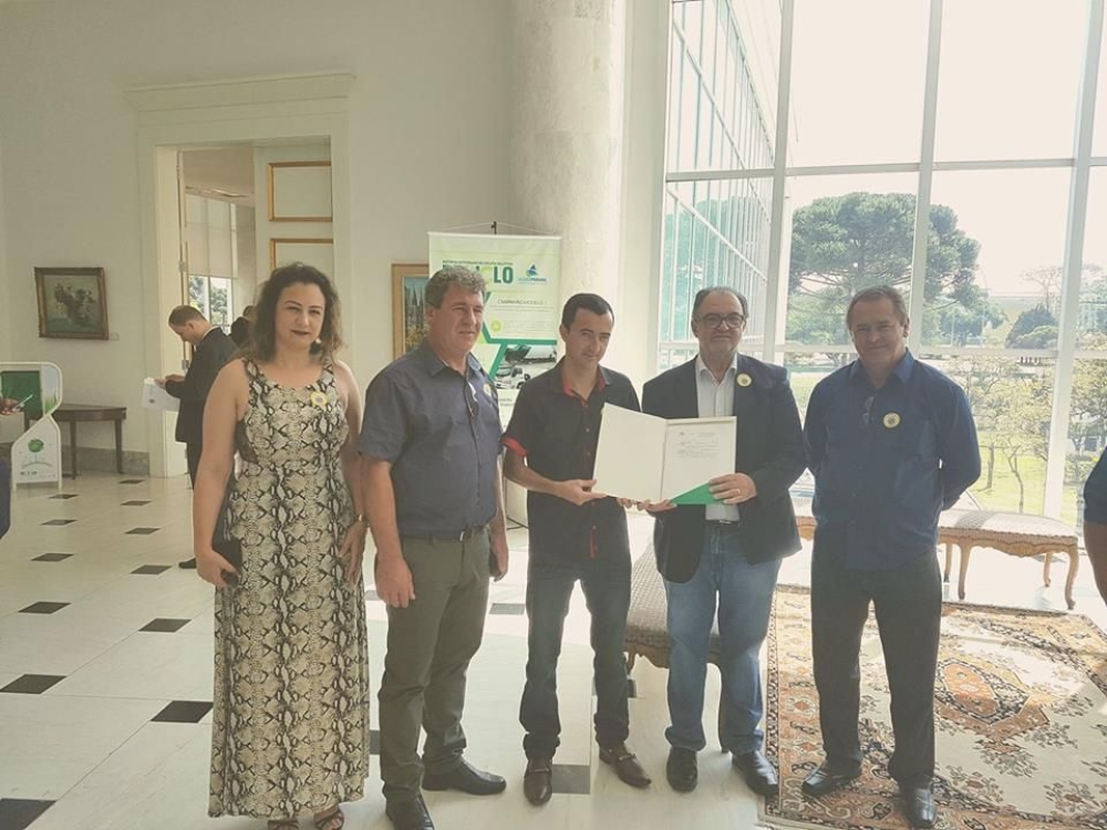 Prefeito assina convênio de mais de R$ 1,5 milhão para pavimentação da Rua Vereador José Chiquito