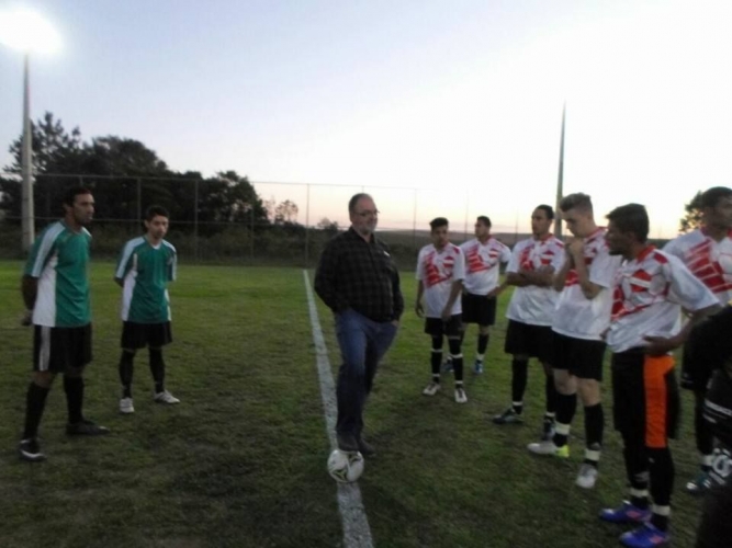 Campeonato de Futebol Suíço Noturno de Balsa Nova teve início no dia 1º
