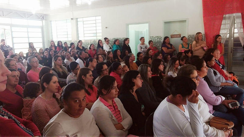 Encontro de mães e gestantes em São Luiz do Purunã