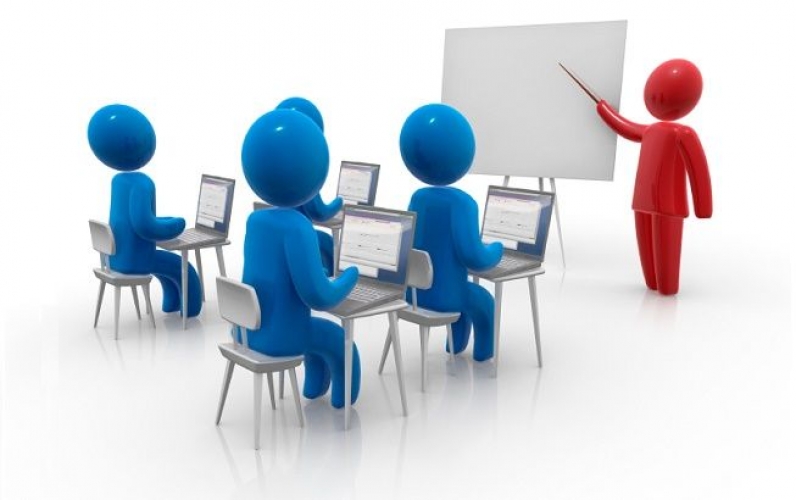 Curso de Informática e Oficinas de Violão e Tear