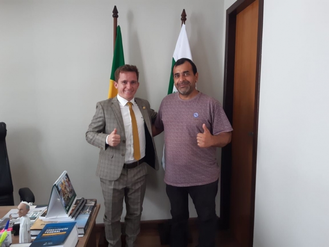 Balsa Nova recebe kits esportivos através de Emenda Parlamentar